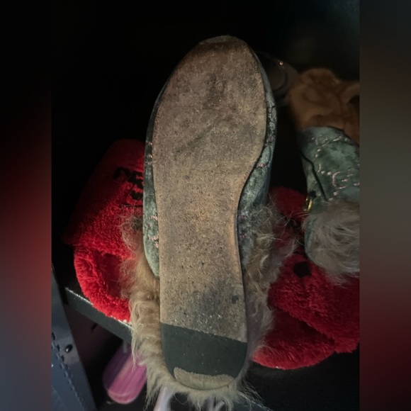 COPY - Velvet Gucci Fur mules - Picture 3 of 3